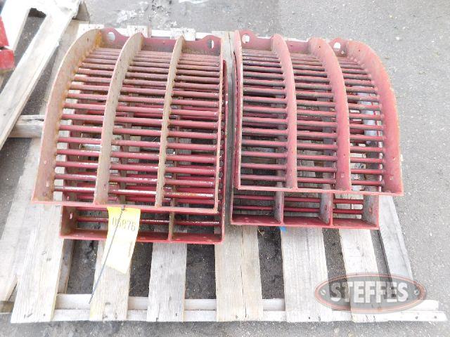 Full set round bar concaves, off 2014 Case-IH 8230, used 1 season_1.jpg